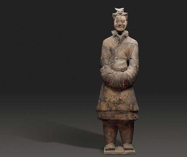Qin Shi Huangdi decreed a mass-production approach; artisans turned out figures almost like cars on an assembly line. Clay, unlike bronze, lends itself to quick and cheap fabrication.
