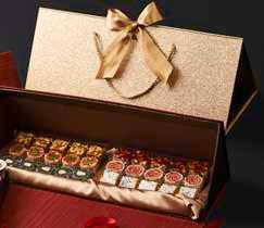 Luxe Premium Gift Box A 6 varieties of 30 sweets Box Colours :