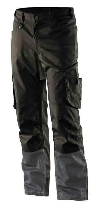 Service, Industry & Transport 13 Comfortable service trousers Service trousers with pre-bent knees in easy-care polyester/ cotton with brushed inside for added comfort.