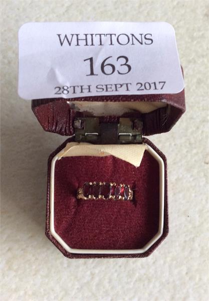 163 A 9 carat garnet five