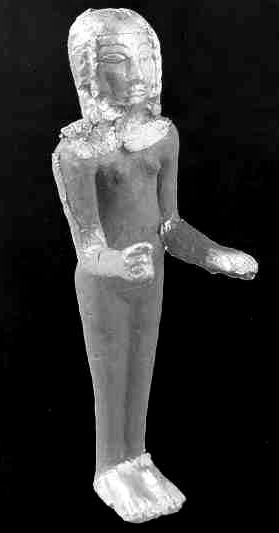 ULUBURUN 15 Of particular interest is a 16,25 cm high bronze Syro-Palestinian-like figurine of a woman with gold plating on her hands, feet and head.