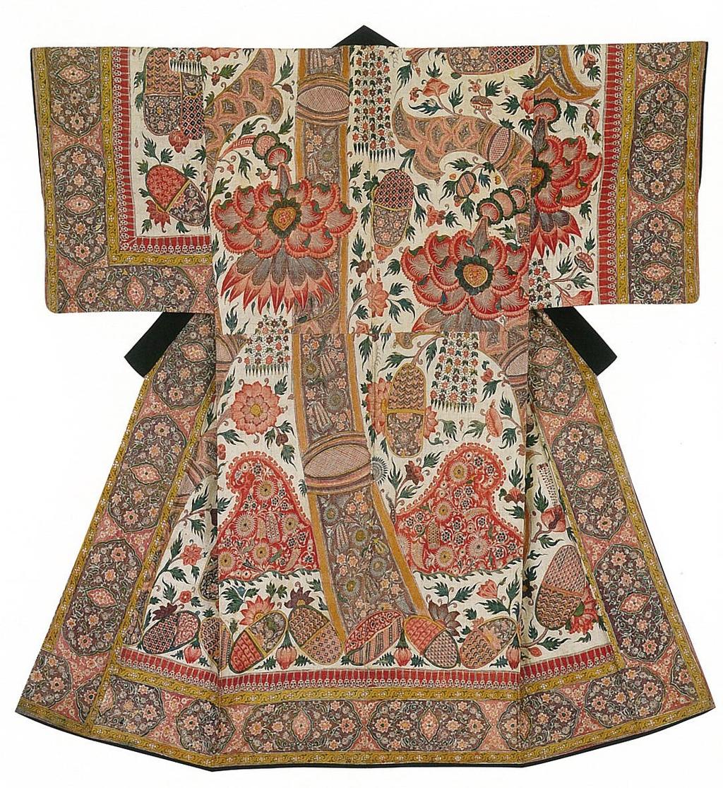 ) Figure 12, right. Under-kimono, Matsuzakaya collection.