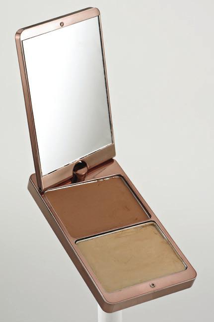 50 RRP The deluxe rose gold compact includes a natural, matte bronzer and an illuminating highlighter, which can be used separately or together for a flawless,