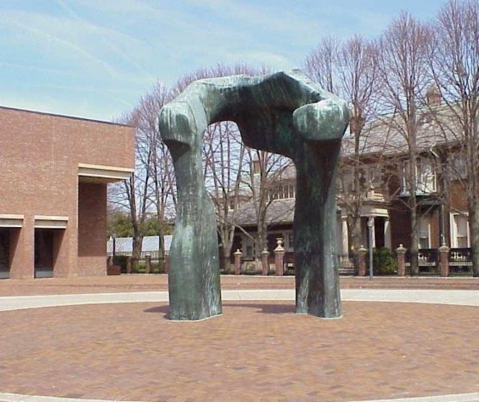 Figure 1. Henry Moore, The Arch (LH 503b), 1963, bronze, 5.9 x 3.8 m, in situ at the Cleo Rogers Memorial Library, Columbus, Indiana Digital image courtesy of Henry Moore Archive.