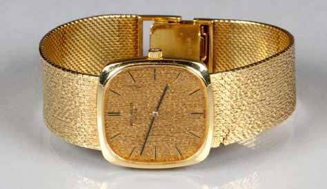 Philippe wrist watch, gold dial with gilt hour batons with original 18 carat bracelet strap, movement No.