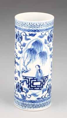 31cm high 345 19th/20th Century blue and white Chinese vase, cylindrical form, decorated with