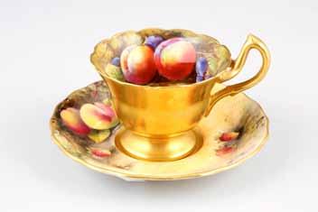 Diameter of cup 60mm saucer 99mm 60-90 (+ 21% BP*) 14 Royal Worcester scallop rimmed cup and saucer, hand painted