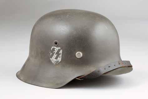 78 Militaria 409-443 Thomas R Callan Ltd 418 World War II German Third Reich SS steel