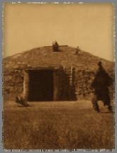 Kansas Pawnee lived in earthen lodges Clothing