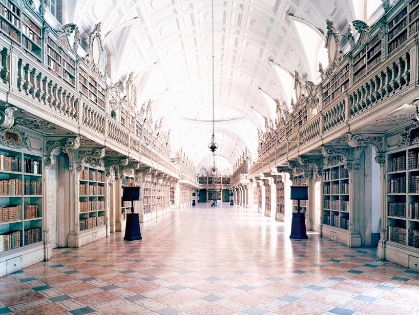 biblioteca do palácio e convento de