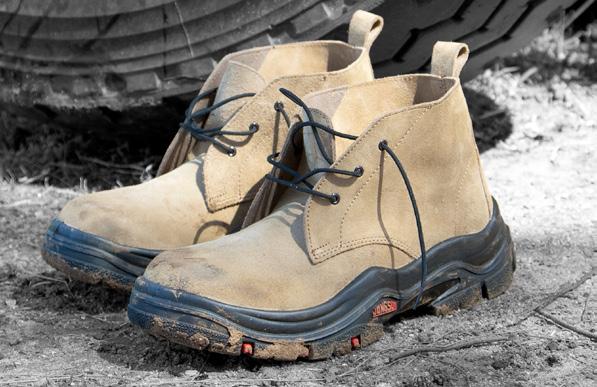 An African Original Re-engineered X370 BOOT Pull Tab Is Incorporated Into The Body Of The Boot To Ensure Strength And Durability Pure