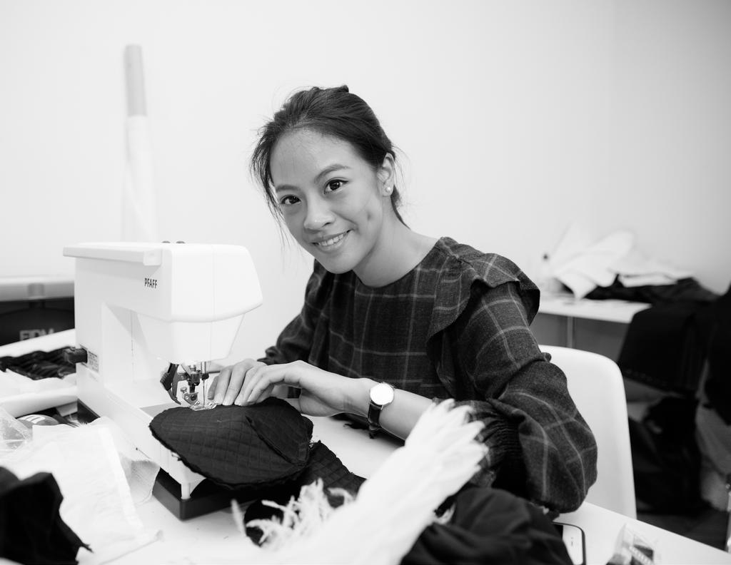 The Arts of Fashion Foundation is offering to fashion students and recent graduates new opportunities to work with rising creative designers and explore the exclusive reservoir of Haute Couture