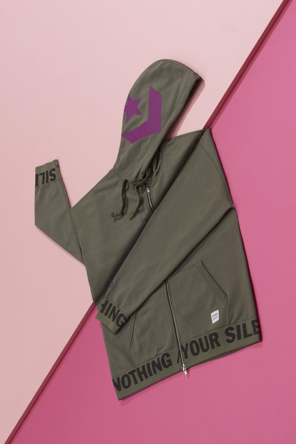 MILITARY FZ HOODIE An elevated take on Converse Essentials, the hoodie sees the thoughtful and atypical application of DeWitt s