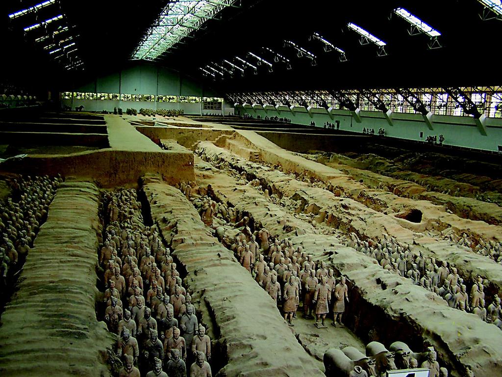 Historical records show that 720,000 laborers were conscripted from all over the Qin dynasty to build the mausoleum.