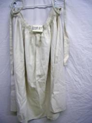 Apron Heavy cotton apron worn by women.