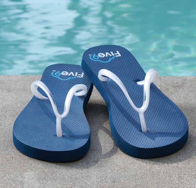 HAVANA Flip Flop 15 mm EVA sole with sleek, sophisticated straps and a tapered feminine outline, for a very comfortable fit. Optional logo sole footprint leaves an imprint in the sand.