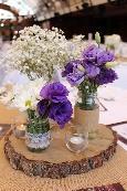 centerpiece Wooden log with 3