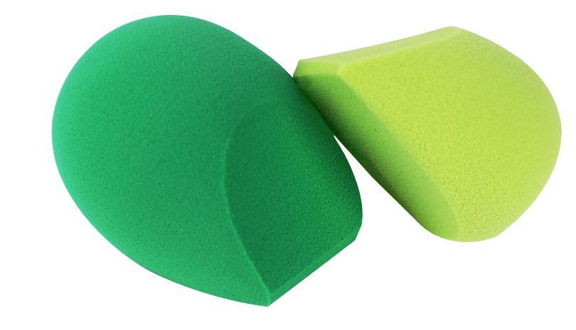 Makeup Sponges Item # 1616 1271 Name Perfecting Sponge Duo Perfecting Blender Applicator This sponge Duo is designed with EcoFoam Technology, in 2 The firm EcoFoam tip applies liquid foundation