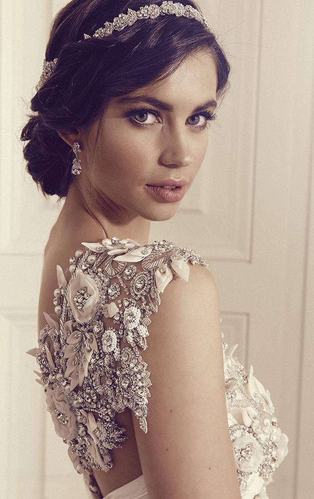 stylish bridal look, perfect for any wedding styling!