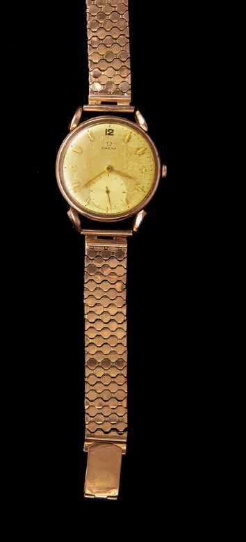 37 A Vintage 18 Karat Rose Gold Wristwatch, Omega, Circa 1960, 37.