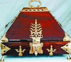 NETTOOR PETTI/TRADITIONAL JEWELL BOX A jewel box, nettoor Petti is fully handmade and usually made from Rose