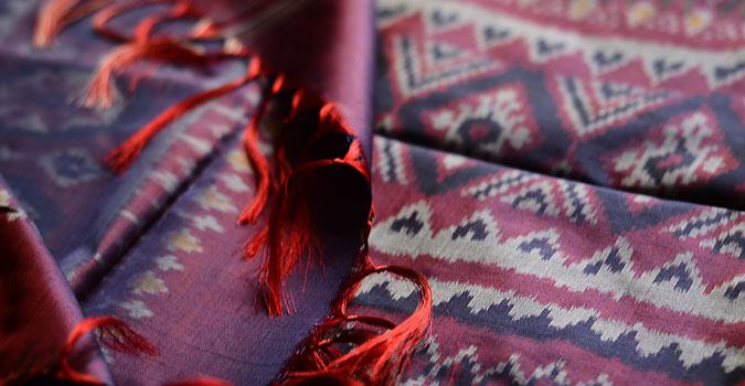 REGIONAL EXAMPLES OF GI Protection INDIA The first textile to be registered as a GI was the Ponchampally Ikat, from Ponchampally near Hyderabad in Andra Pradesh in 2005.