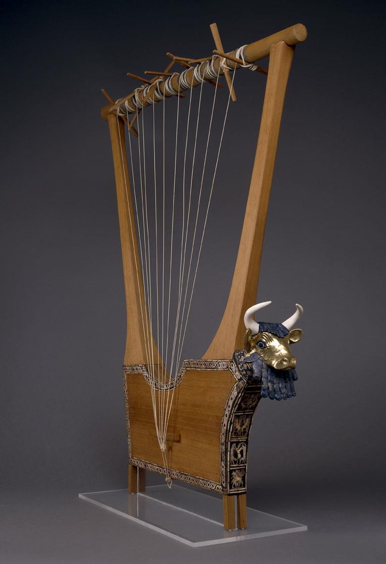 Bull-headed harp with inlaid sound box