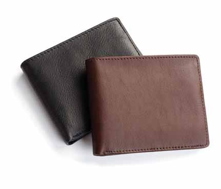 SMALL CREDIT CARD WALLET Polished leather / zip around closure / 5 internal card slots Sku#