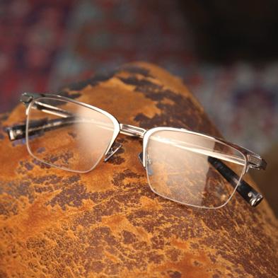 Exploring the notion of looking back to move forward, the new John Varvatos eyewear collection brings together vintage and modern details to deliver fresh, inventive designs for spring.