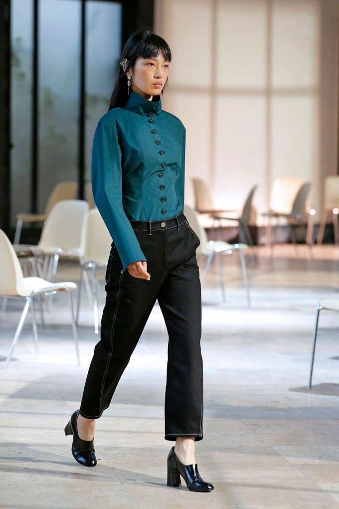 13. High collar shirt in compact heavy cotton, twisted pants in