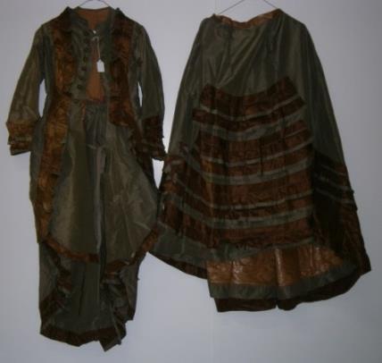 31 (#13) Reason: The gloves have holes and are stained. Beige Brocade Formal Dress, c. 1820 Gift of Mrs.