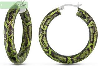 ICE GREEN SNAKE PRINT HOOP EARRINGS SET IN STERLING SILVER SKU: ESY 121961 Wear these evocative snake print hoops from