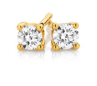 50ct Pavé Diamond Ring 9 1.00ct Pavé Diamond Earrings 0.