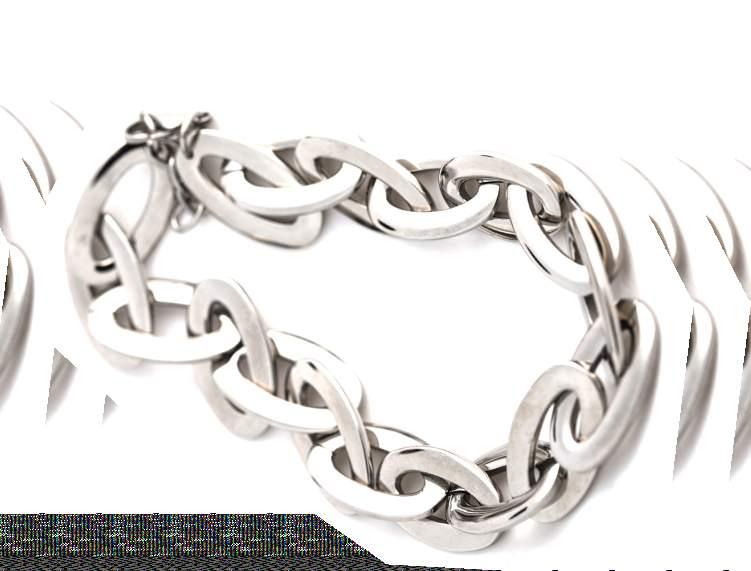 Oval link bracelet 16