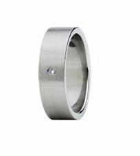 STAINLESS STEEL RING CODE: 2047 19,90 Satin finish with scallop design, band width 9mm, Ring sizes: British M ½ - V ½; Metric 52 64; US 6 ¼ - 11 STAINLESS STEEL RING CODE: 2144 59,50 High-polished