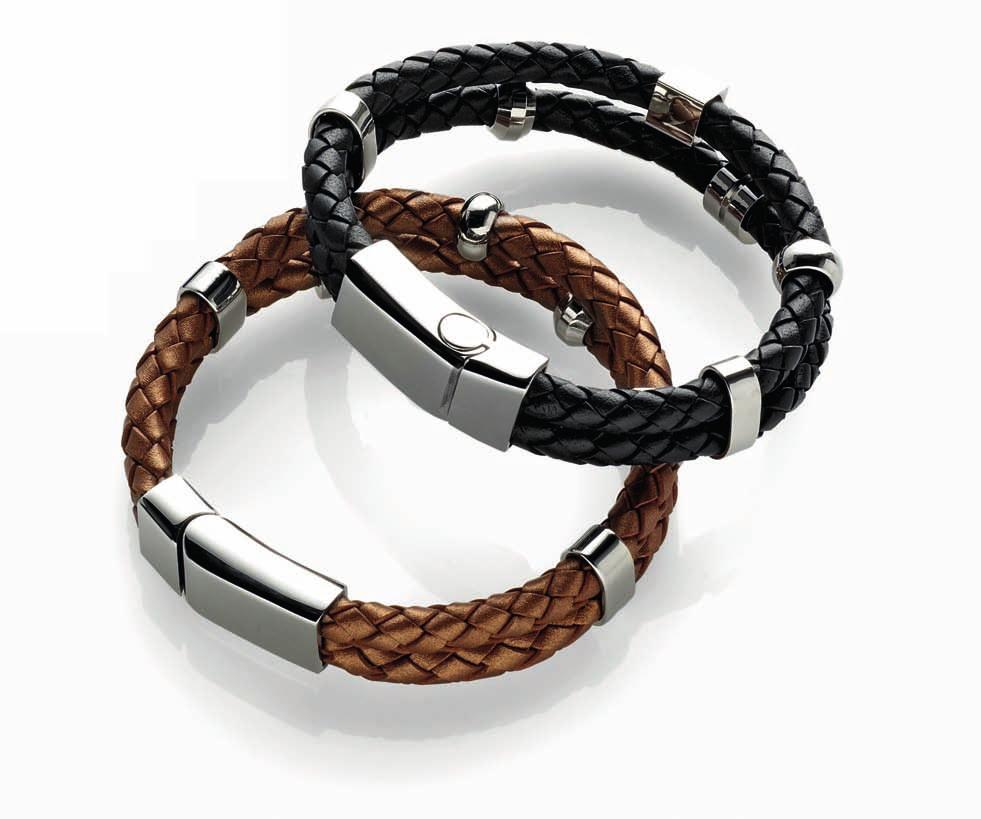 02 01 01 LEATHER BRACELET CODE: 2334 49,90 Black leather bracelet with five stainless steel elements featuring a satin finish, length: 7 ¾ in (20cm) 02 LEATHER BRACELET CODE: 2272 34,50