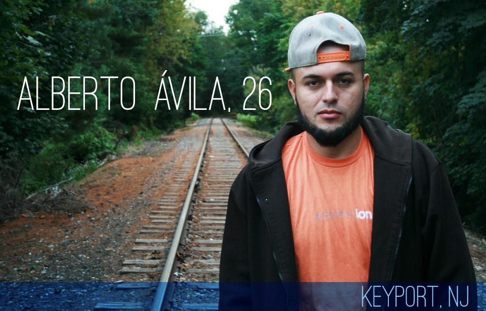 David Noriega / BuzzFeed Alberto Ávila, 26 Keyport, New Jersey Like many day laborers, Ávila first did volunteer work after Sandy before he looked for any paid jobs.