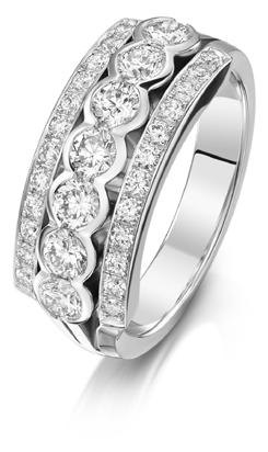 A. 18ct white gold princess cut diamond ring 4250 B.