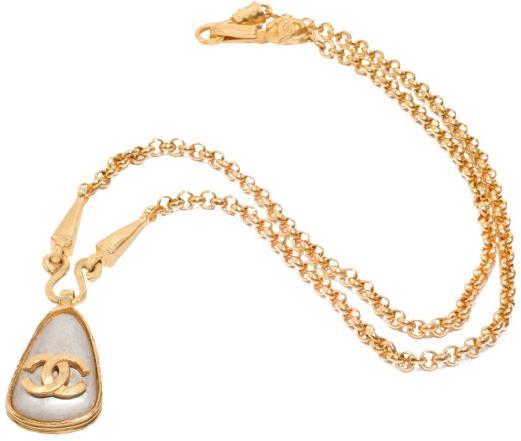 8cm $12,880 $11,592 SZZ121X Necklace in gold-toned metal with grey