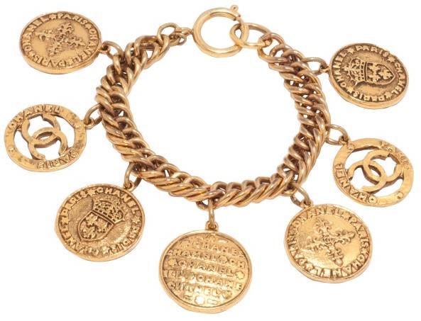 SZZ122Z Bracelet with gold-toned Length: 21cm metal rolo chain and coinlike $18,980 $17,082