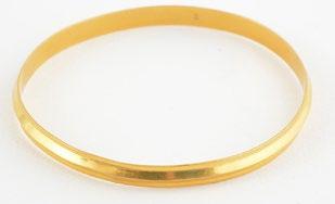 155 22K GOLD 22K yellow gold bangle bracelet. Weight: 28.1g.