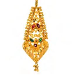 340-440 1014 (109952) A selection of Asian jewellery. To include a tika and two pieces of chain. Weight 11.6gms.