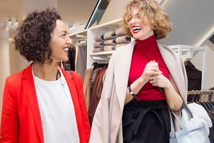 For full-year 2018 approximately 390 new stores are planned to open, with a primary focus for H&M on emerging markets. In 2018 the first H&M stores in Uruguay and Ukraine will open, for example.