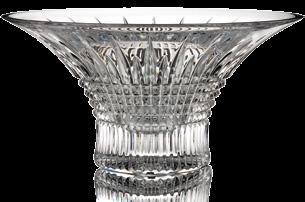 Trilogy collection 7129 050 RRP $999 AUD RRP $1,199 NZD 30cm length 30cm width 15cm height Import of 12 Lismore Diamond bowl 30cm This