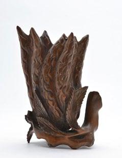 the lap. Thailand 16th C., Chiang Saen period. Also including a gilt and painted metal base. H: 9cm - 3.5 156 19th C.