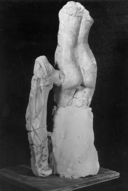 Figure 8 - The Alabaster Venus of Jawan The girl in this tomb had been wearing a garment, which was not preserved, held together at the