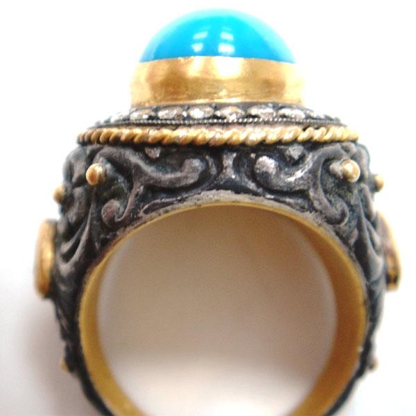 TURQUOISE SULTAN RING Material: 24k yellow gold, diamonds, sapphire, turquoise, silver Weight: approx. 8.