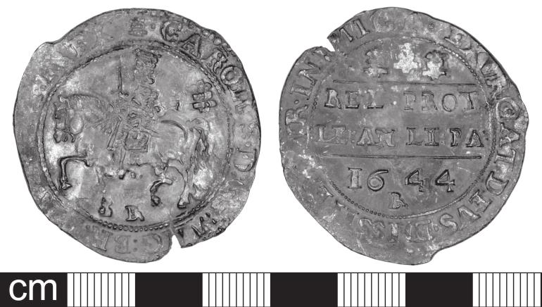 SOMERSET ARCHAEOLOGY AND NATURAL HISTORY, 2008 Fig. 1 Castle Cary hoard: halfcrown minted at Bristol in 1644 1644 5. This is very likely to have been done by an occupant of the property at that time.