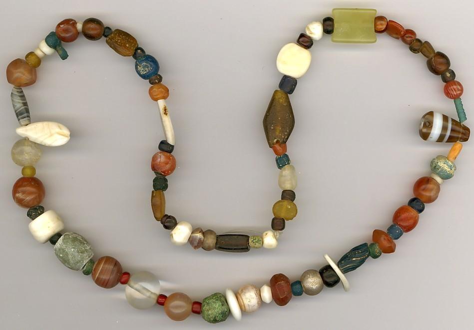 Jewelry 2006.1207 Necklace Stone, glass / hand-crafted Afghanistan / BC (?