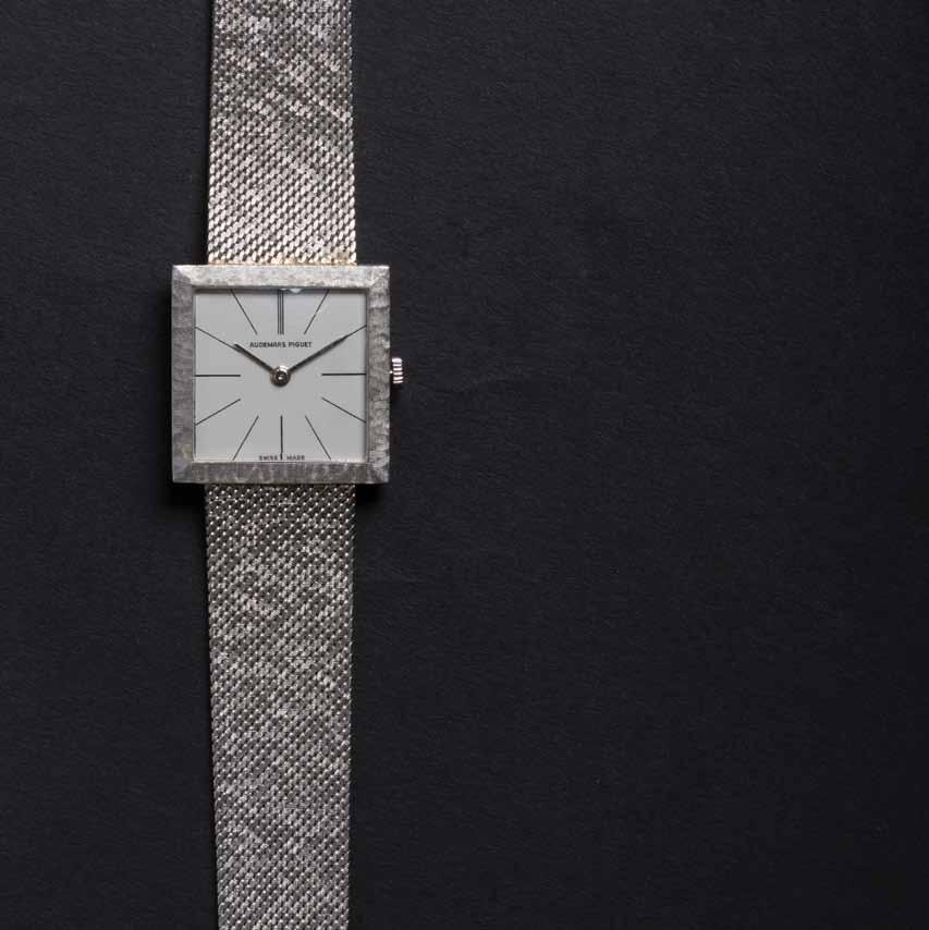 17 17 A Vintage Platinum Wristwatch, Audemars Piguet, Circa 1960, 23.25 x 23.
